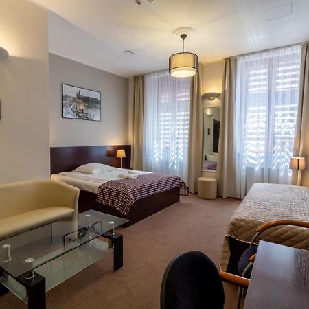 Atlantic Aparthotel Krakow Ngoại thất bức ảnh