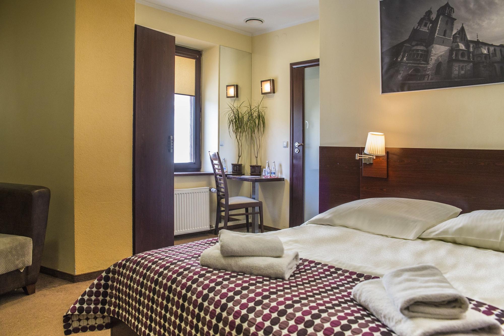 Atlantic Aparthotel Krakow Ngoại thất bức ảnh