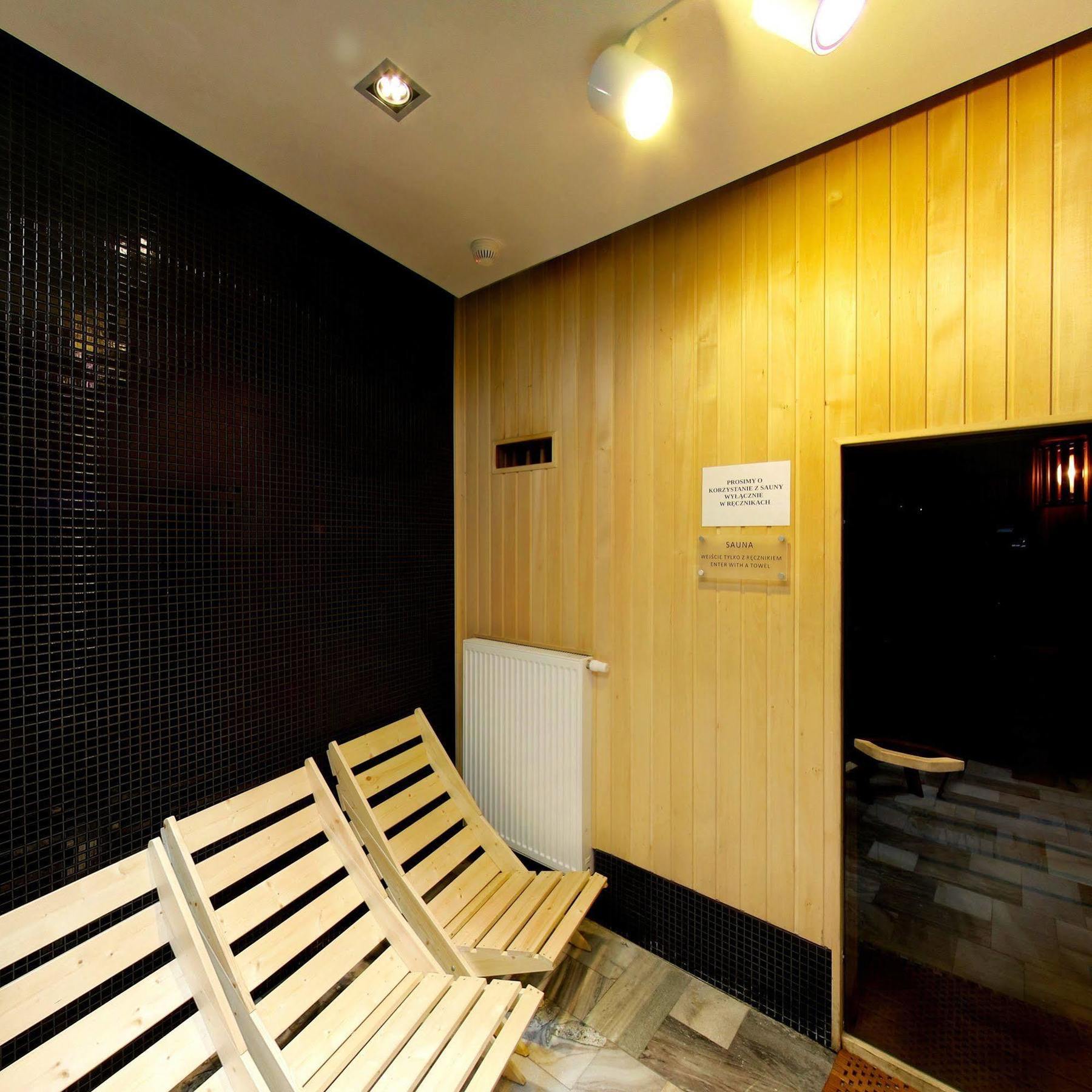 Atlantic Aparthotel Krakow Ngoại thất bức ảnh